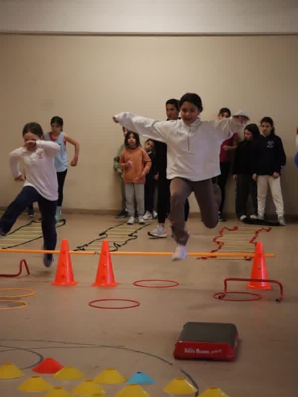 Más de 300 niños celebraron el Día de la Niñez en el Club de Remeros Mercedes