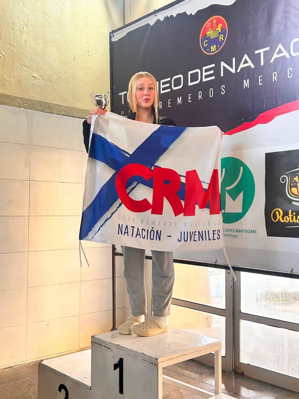 Club de Remeros Mercedes alcanzó el tercer puesto por equipos en natación