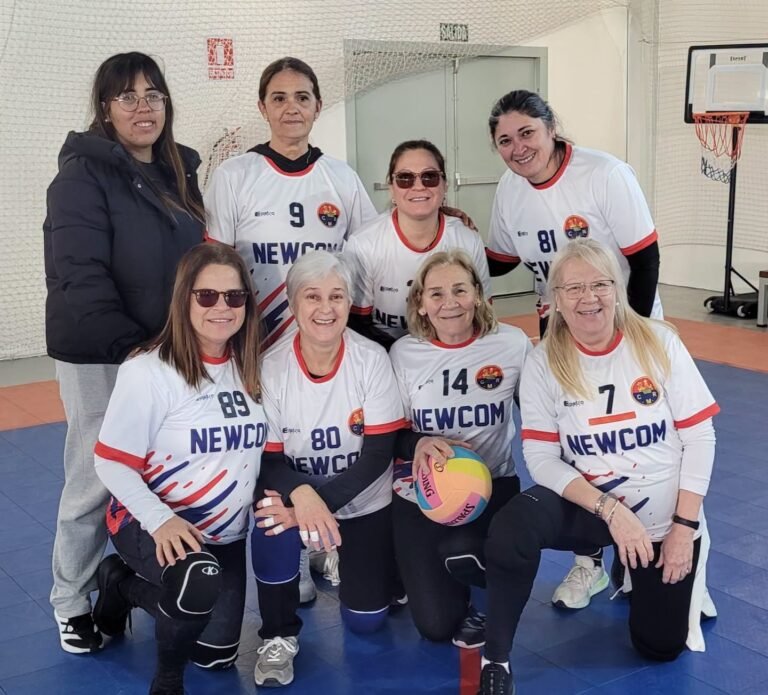 El Newcom Competitivo del Club de Remeros Mercedes participó de una jornada en Young